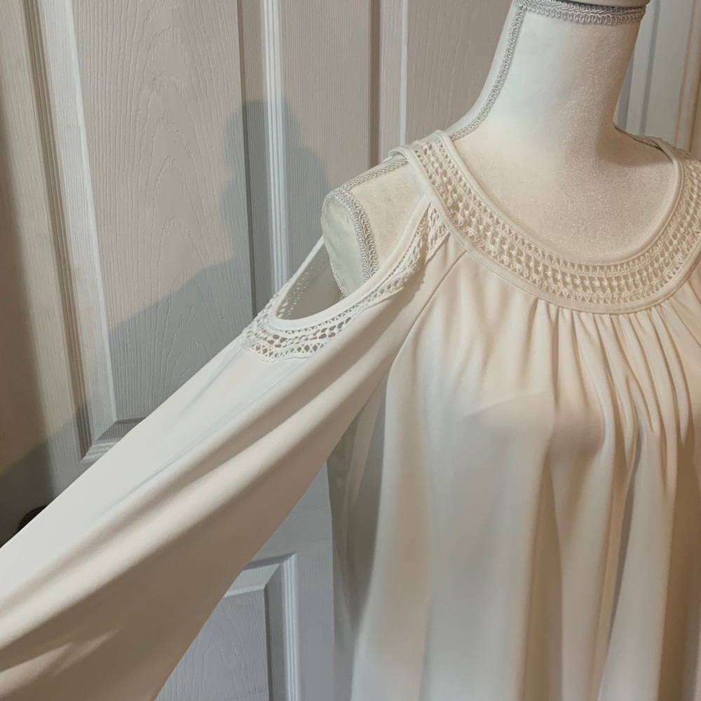 Women’s Tommy Hilfiger L White Blouse EUC Top